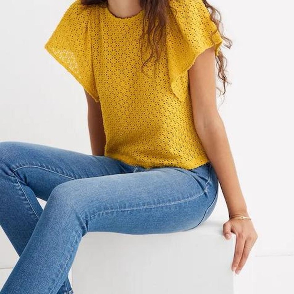 Madewell Texture & Thread Yellow Eyelet Flutter Sleeve Blouse Womens Size S